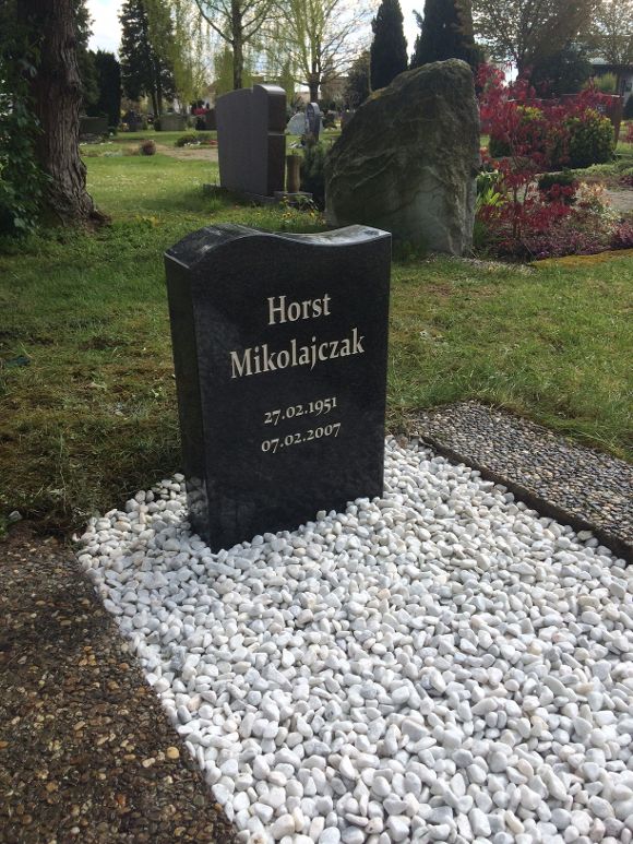 Einzelgrabstein WELLE in Bad Rappenau bei Heidelberg