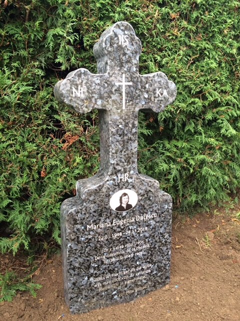 Einzelgrabstein KREUZ , Herrnhut, Landkreis Görlitz